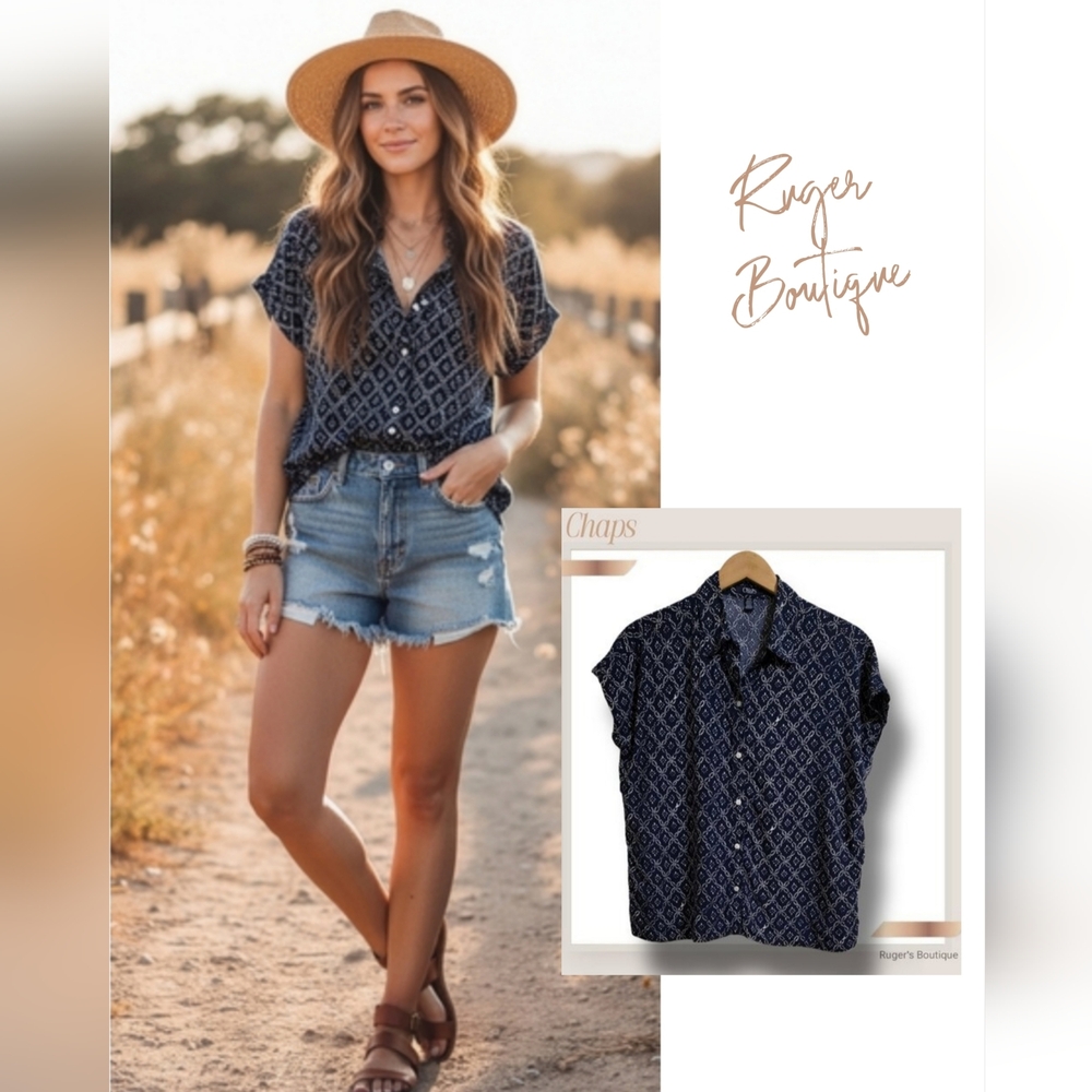 🌿Chaps Women's Small Blue White Print Cap Sleeve Box Style Summer Shirt